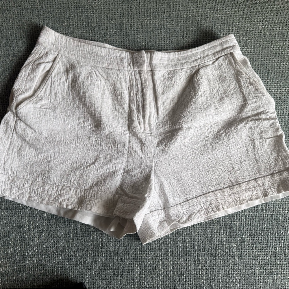 Nordstrom Halogen Soft Cuff White Shorts